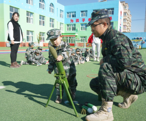 尚义县：国防教育进校园