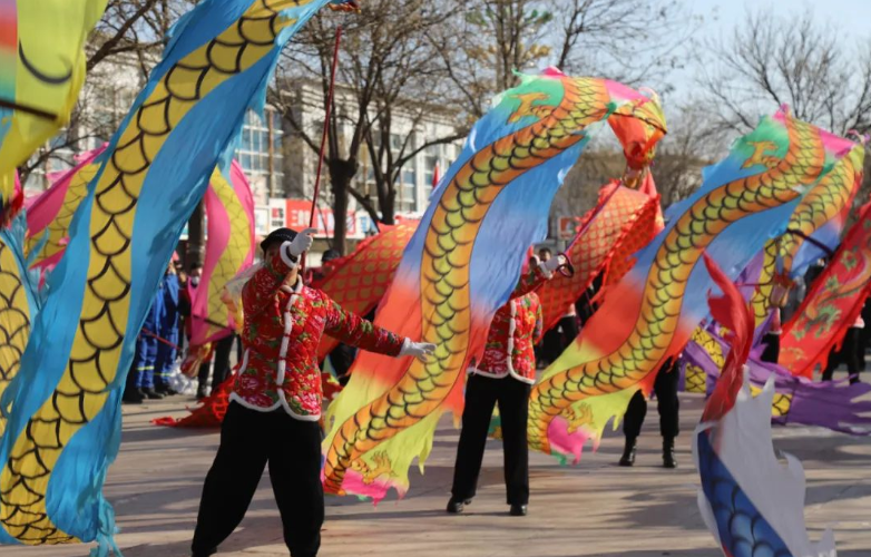 涿鹿县举办“健康相伴、活力张垣”首届社区趣味运动会