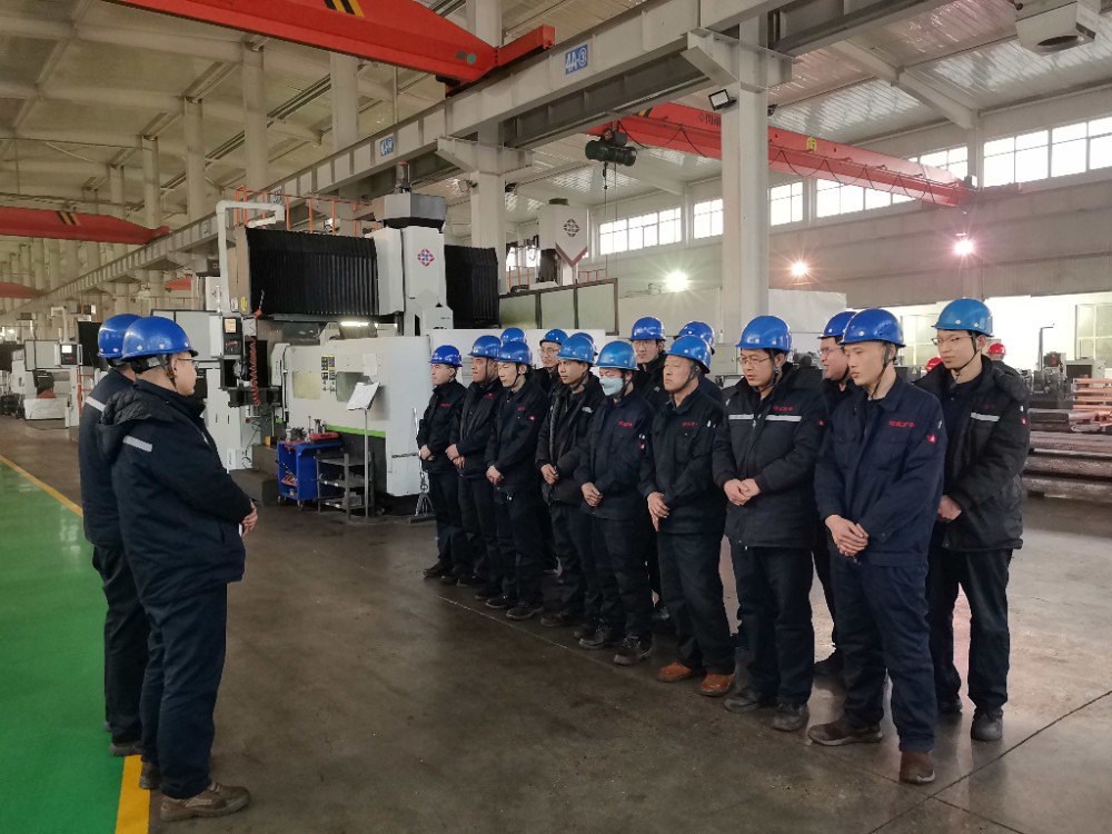 新春走基层丨坚守生产线 奋斗在新春——张家口企业生产一线见闻(图1)