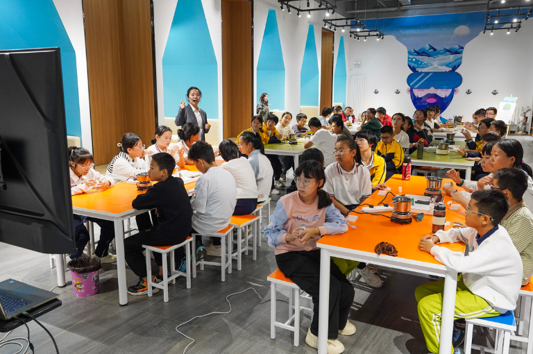 奋楫笃行启新程继往开来谱华篇——阳原县2025年高质量发展纪实(图5)